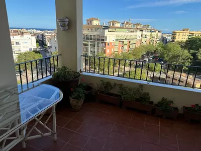 Middle Floor Apartment in Estepona