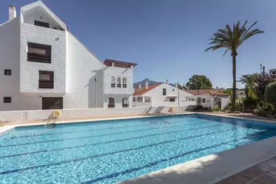 Ground Floor Apartment in Nueva Andalucía