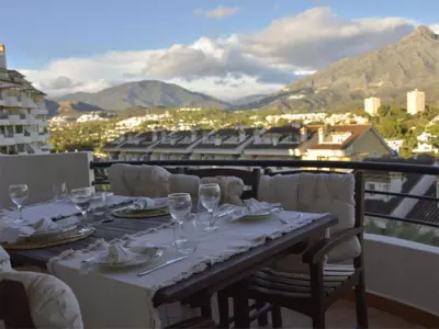 Middle Floor Apartment in Marbella