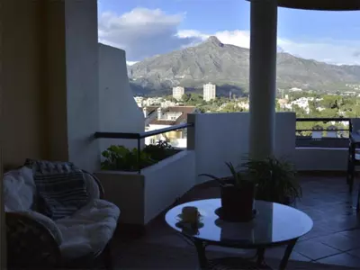 Middle Floor Apartment in Marbella