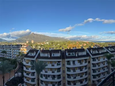 Middle Floor Apartment in Marbella