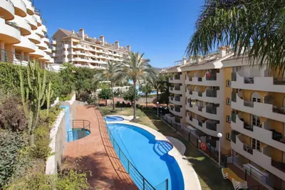 Middle Floor Apartment in Marbella