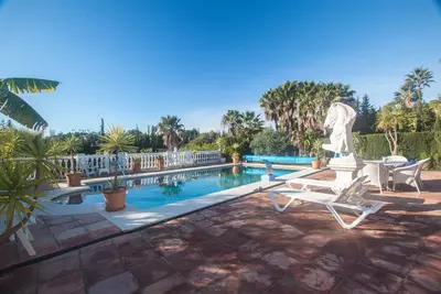 Finca - Cortijo in Estepona