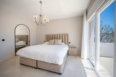 Detached Villa in Nueva Andalucía