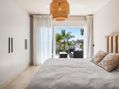Detached Villa in Nueva Andalucía
