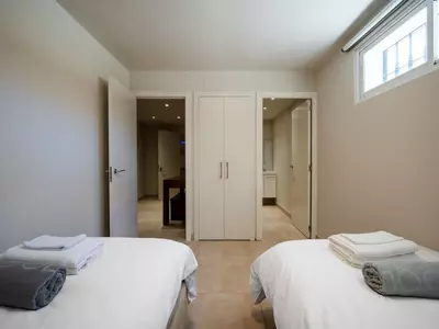 Detached Villa in Nueva Andalucía