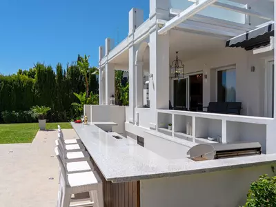 Detached Villa in Nueva Andalucía