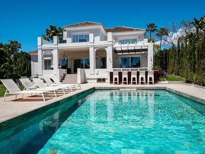 Detached Villa in Nueva Andalucía