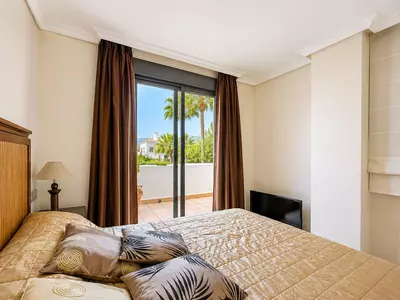 Middle Floor Apartment in Selwo