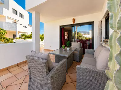 Middle Floor Apartment in Selwo