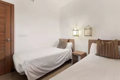 Middle Floor Apartment in Manilva