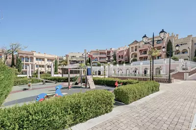 Middle Floor Apartment in Manilva
