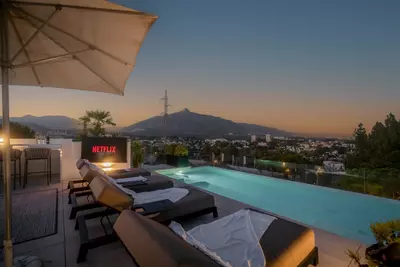 Detached Villa in Nueva Andalucía