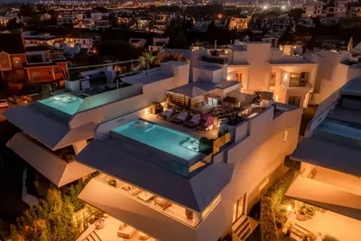 Detached Villa in Nueva Andalucía
