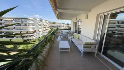 Middle Floor Apartment in Guadalmina Alta