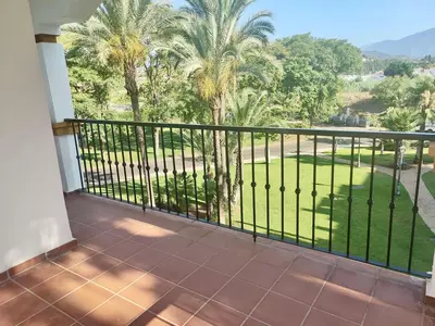 Middle Floor Apartment in Marbella