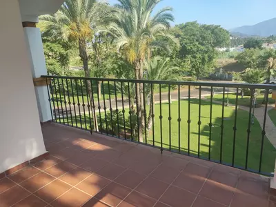 Middle Floor Apartment in Marbella