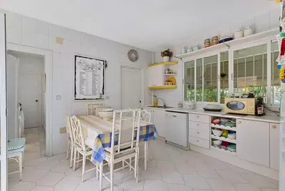 Detached Villa in Nueva Andalucía