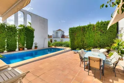 Detached Villa in Nueva Andalucía
