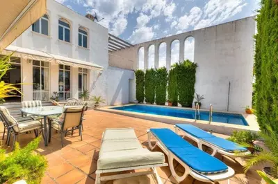Detached Villa in Nueva Andalucía