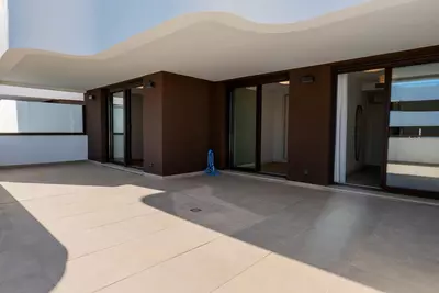 Middle Floor Apartment in Estepona