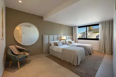 Detached Villa in Nueva Andalucía
