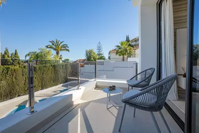 Detached Villa in Nueva Andalucía