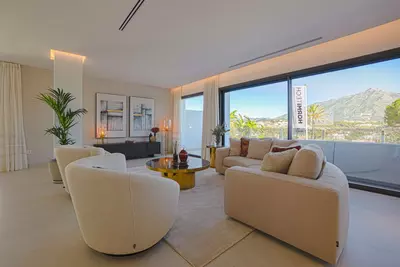 Detached Villa in Nueva Andalucía