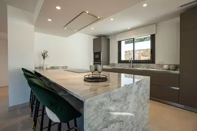 Detached Villa in Nueva Andalucía
