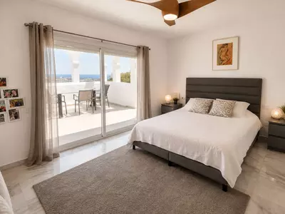 Middle Floor Apartment in Benahavís