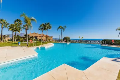 Ground Floor Apartment in Benahavís