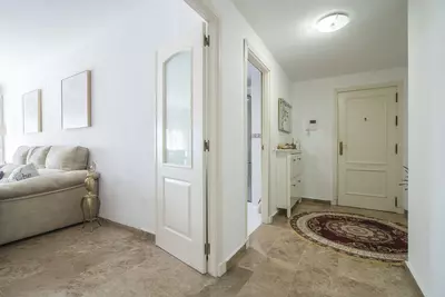 Middle Floor Apartment in Marbella