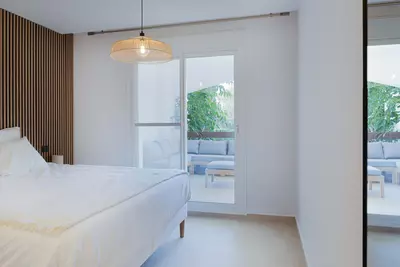 Middle Floor Apartment in Nueva Andalucía