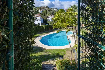 Middle Floor Apartment in Nueva Andalucía