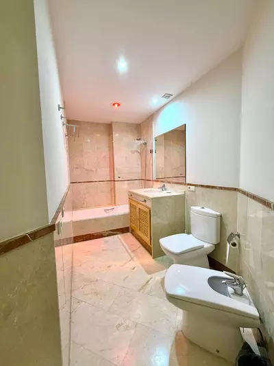 Top Floor Apartment in Puerto Banús