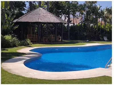 Top Floor Apartment in Puerto Banús
