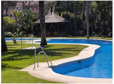 Top Floor Apartment in Puerto Banús