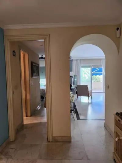 Middle Floor Apartment in Puerto Banús