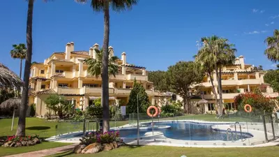 Middle Floor Apartment in Casares Playa