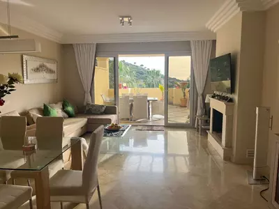 Middle Floor Apartment in Casares Playa