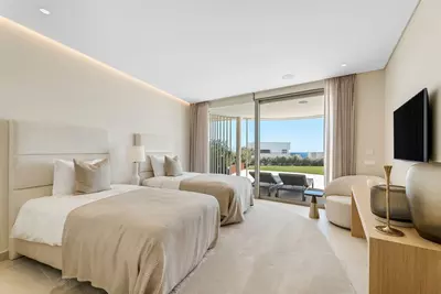 Ground Floor Apartment in Benahavís