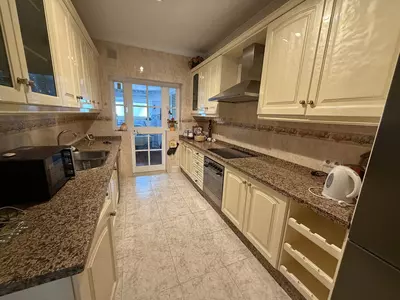 Townhouse in El Paraiso