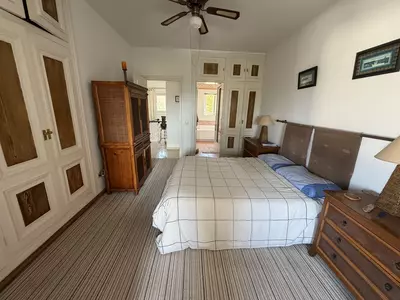 Townhouse in El Paraiso