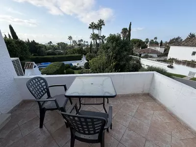 Townhouse in El Paraiso