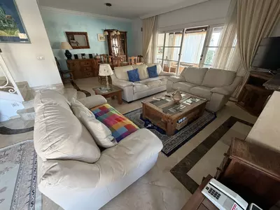 Townhouse in El Paraiso