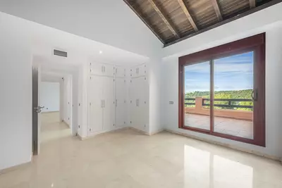 Penthouse in Casares Playa