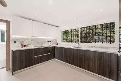 Detached Villa in El Paraiso