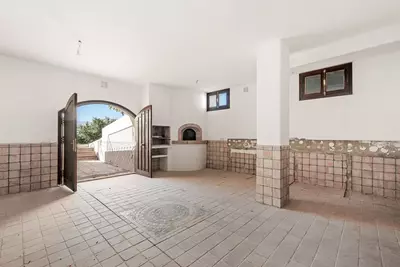 Detached Villa in El Paraiso