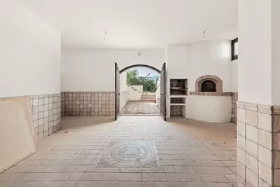 Detached Villa in El Paraiso