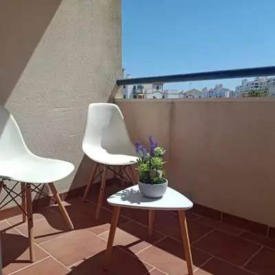 Middle Floor Apartment in Estepona